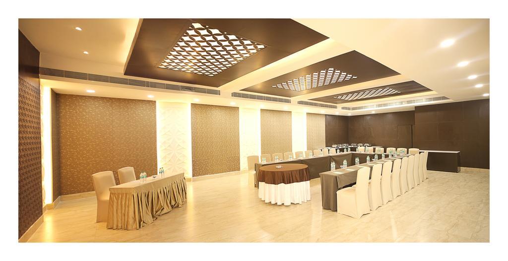 H Hotel Chennai Extérieur photo