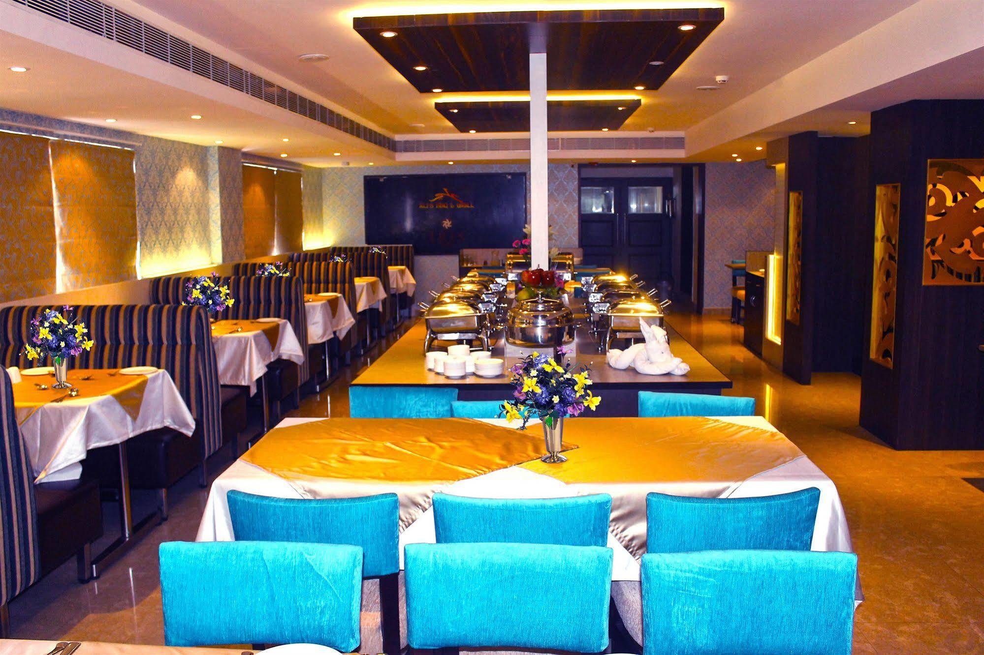 H Hotel Chennai Extérieur photo